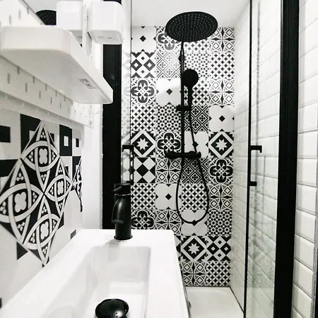 Studio-residence Front De Bandol